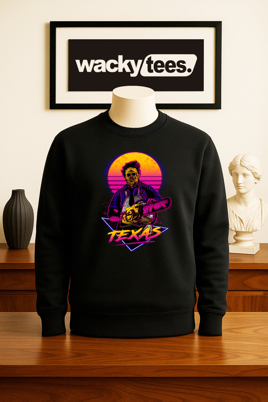 Texas Chainsaw Massacre 80s style Leatherface Horror Terror Halloween Graphic Tee Shirt